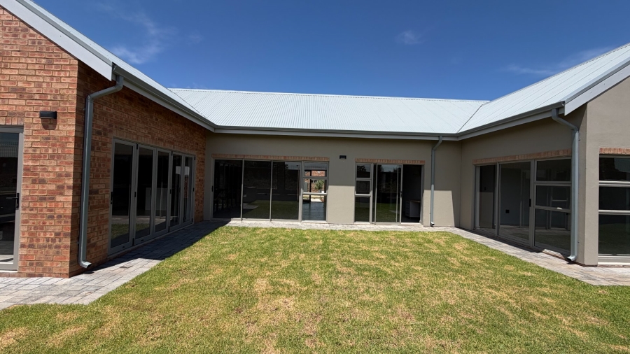  Bedroom Property for Sale in Vyfhoek A H North West